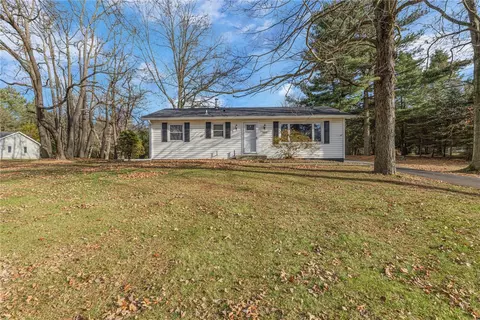 1853 Barclay Hill Rd, Beaver, PA 15009
