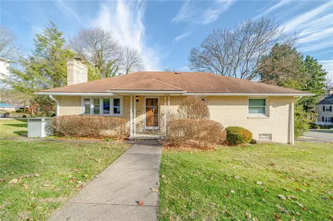 541 Brushton Ave, Greensburg, PA 15601