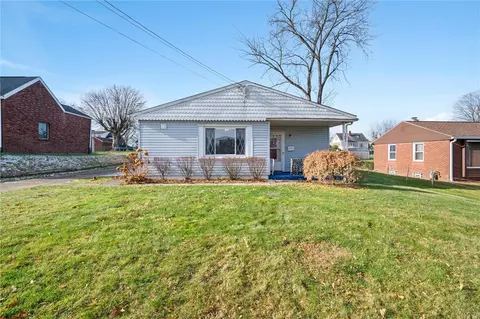 110 Madison Dr, New Kensington, PA 15068