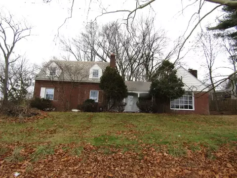 174 Crescent Hills Rd, Pittsburgh, PA 15235
