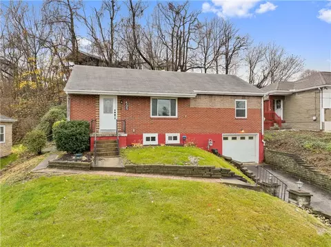505 Maple St, Jeannette, PA 15644