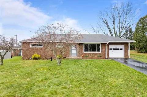 1808 Lynn Dr, Ambridge, PA 15003