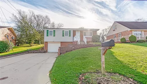 10 Concord Dr, Irwin, PA 15642 photo 25