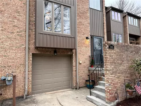 366 Central Dr, Cranberry Township, PA 16066