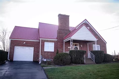 1013 Lewis St, Brownsville, PA 15417