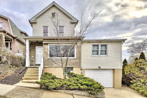 724 N 1st St, Jeannette, PA 15644
