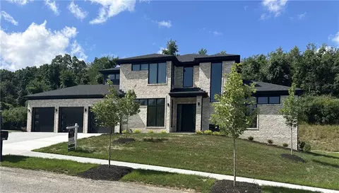 106 Grindstone Pl, Cranberry Township, PA 16066