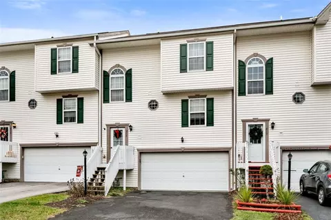 215 Scenic Hl, Carnegie, PA 15106