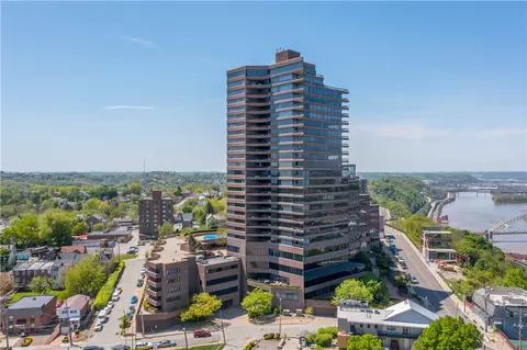 1 Trimont Ln #1600A, Pittsburgh, PA 15211