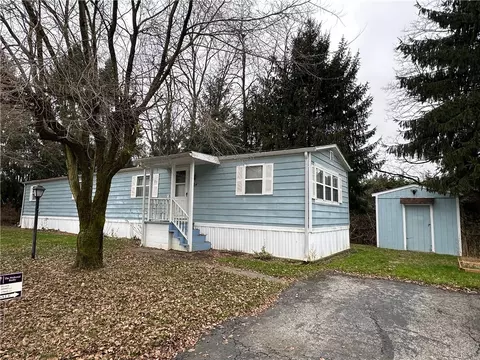 224 Kingston Lane Indiana Pa, Indiana, PA 15701