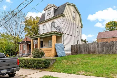 7 Sylvania Ave, Pittsburgh, PA 15210
