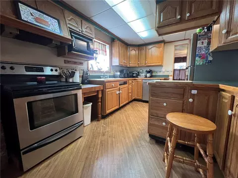 117 E 2nd St, Gray, PA 15544 photo 8