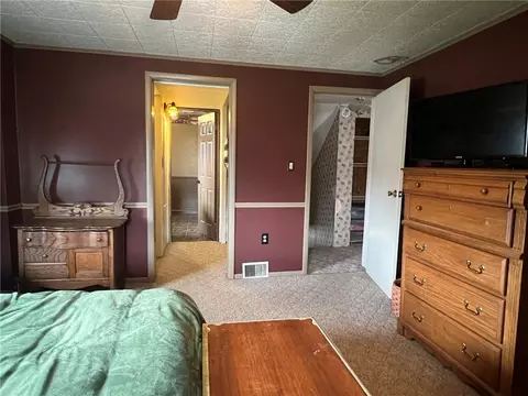 117 E 2nd St, Gray, PA 15544 photo 18