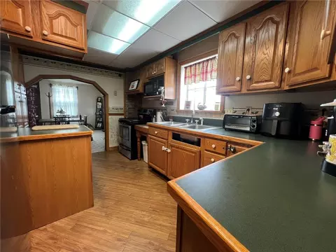 117 E 2nd St, Gray, PA 15544 photo 9