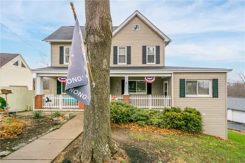 1234 Maple St Ext, Moon Twp, PA 15108
