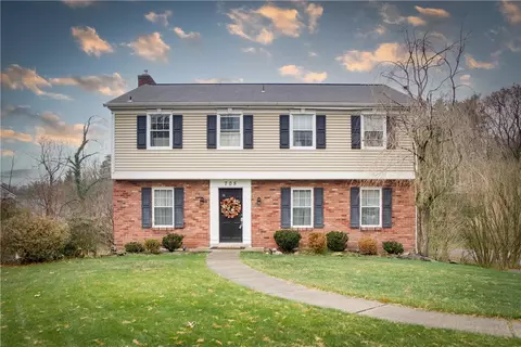 705 Olive St, Pittsburgh, PA 15237