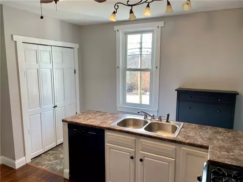 765 Main St, Irwin, PA 15642 photo 17