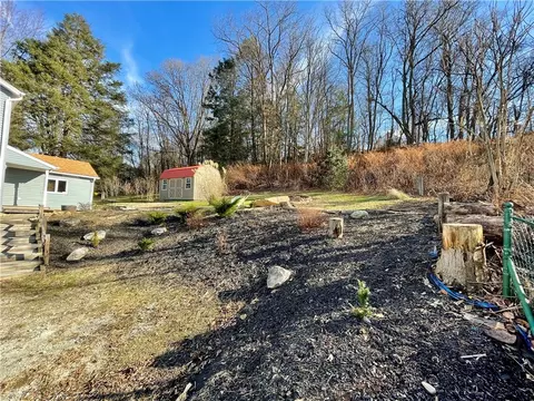 765 Main St, Irwin, PA 15642 photo 6