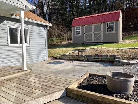 765 Main St, Irwin, PA 15642 photo 8