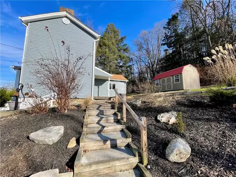 765 Main St, Irwin, PA 15642 photo 4