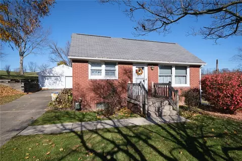 3011 Mckinley Ave, Aliquippa, PA 15001