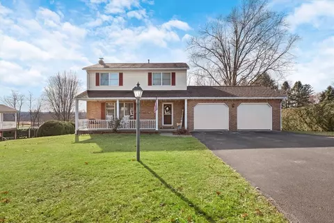 110 Drushel Dr, Connoquenessing, PA 16027