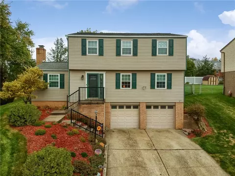 405 S Highlander Heights Dr, Glenshaw, PA 15116