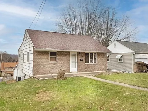 513 Greenridge, New Kensington, PA 15068