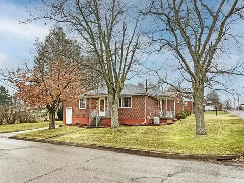 2101 Maratta Rd, Aliquippa, PA 15001