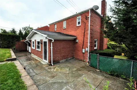 4705 E Willock Rd, Pittsburgh, PA 15227 photo 13