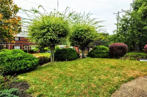 4705 E Willock Rd, Pittsburgh, PA 15227 photo 4