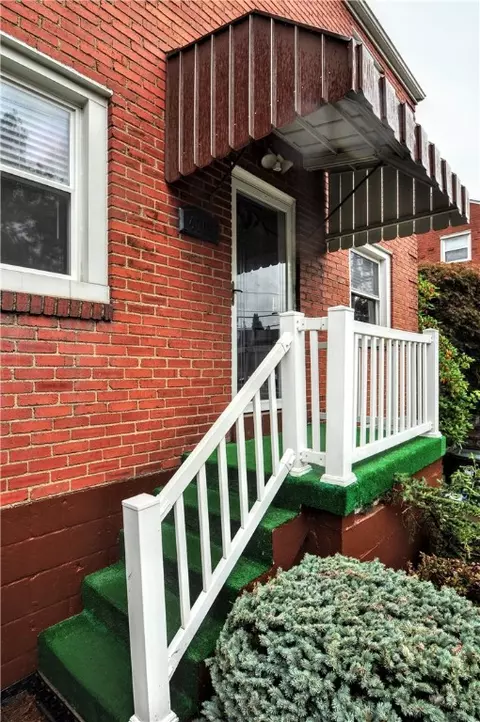 4705 E Willock Rd, Pittsburgh, PA 15227 photo 5