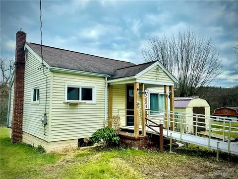 643 Reesedale Rd, Adrian, PA 16210 photo 2