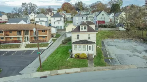 419 College Ave, Greensburg, PA 15601
