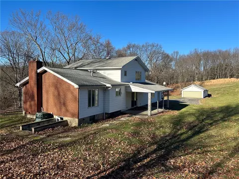 2094 Dime Rd, Vandergrift, PA 15690 photo 4