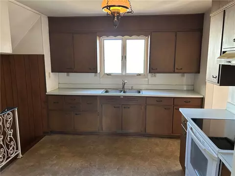 2094 Dime Rd, Vandergrift, PA 15690 photo 14