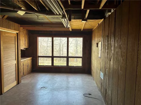 2094 Dime Rd, Vandergrift, PA 15690 photo 23