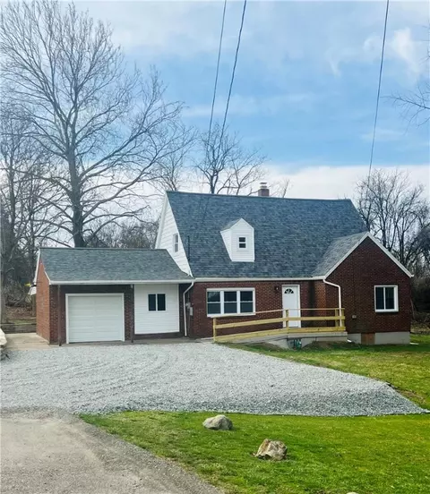 1113 Norwood, Mckeesport, PA 15133