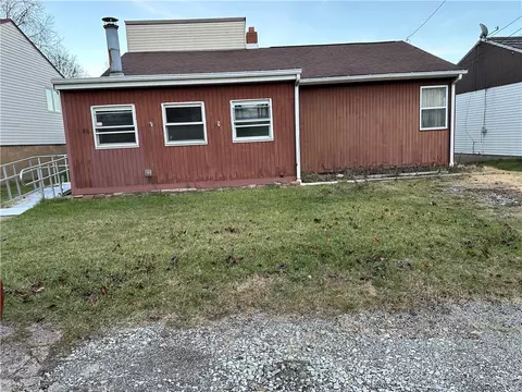 1308 Mcclelland Dr, Mckeesport, PA 15133