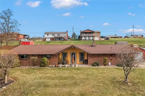 113 Driftwood Dr, Monongahela, PA 15063