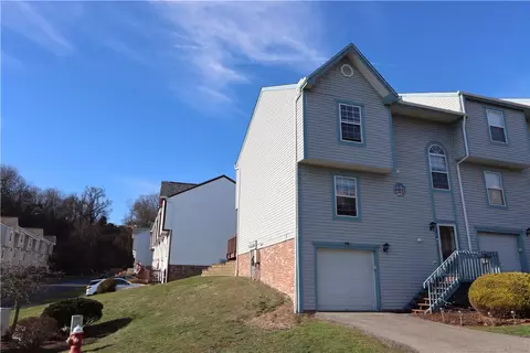 301 Wildflower Ct, Pittsburgh, PA 15202