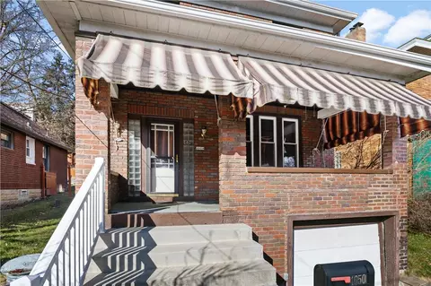 4050 Cloverlea St, Pittsburgh, PA 15227