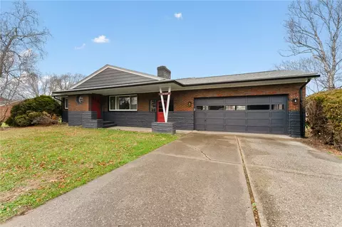 1444 Sunny Ave, New Castle, PA 16101