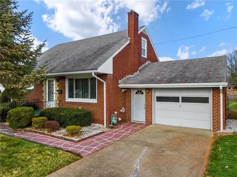 2352 West St, Aliquippa, PA 15001