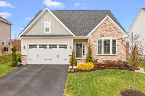 163 High Pointe Dr, Washington, PA 15301