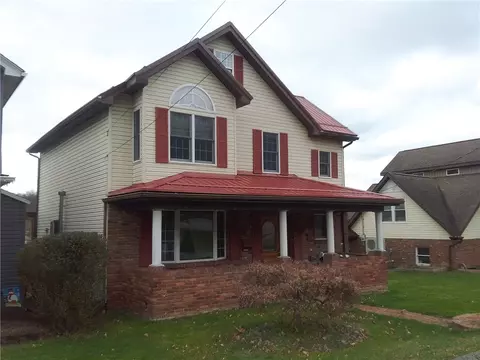 3 Harris St, West Newton, PA 15089
