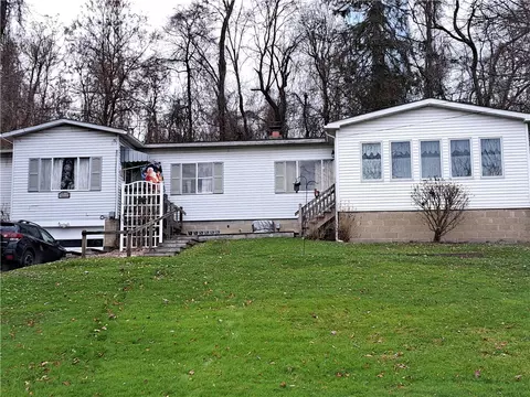 41 Fava Farm Rd, Scenery Hill, PA 15360