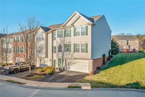 1017 Brian Ct, Monroeville, PA 15146