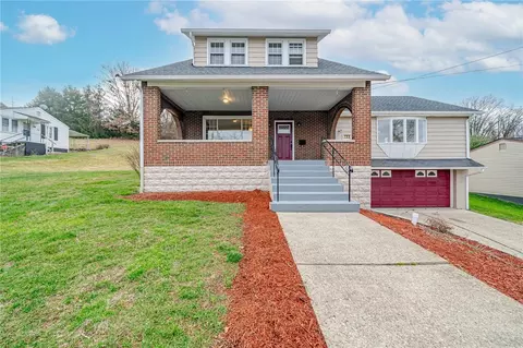 730 Regent St, Houston, PA 15342