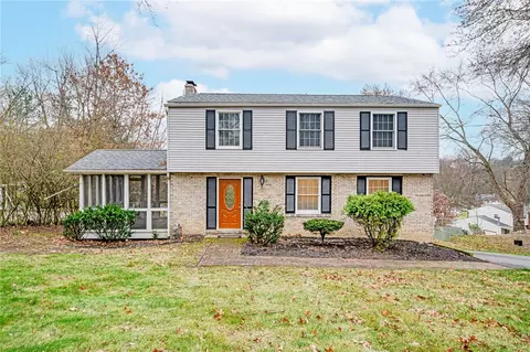 290 Alamo Dr, Pittsburgh, PA 15241
